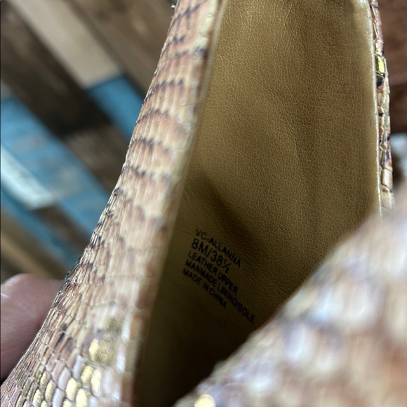 Vince Camuto Tan Snakeskin Heeled Booties 8 - Picture 13 of 15
